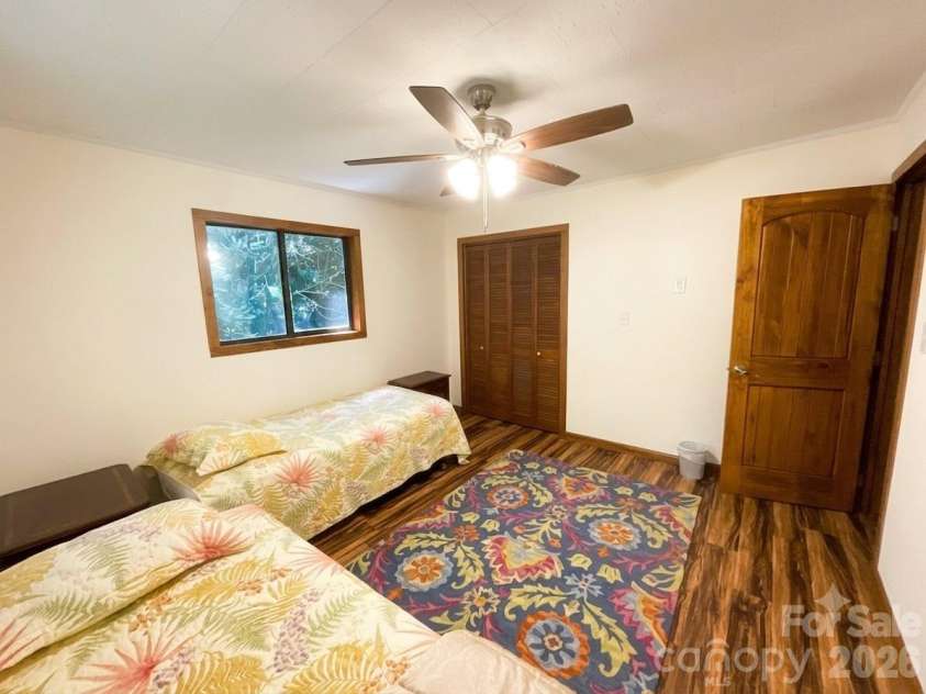 903 Winter Star Loop, Burnsville, NC 28714.  MLS# CAR4410842, YatesRealty ID 43224. 