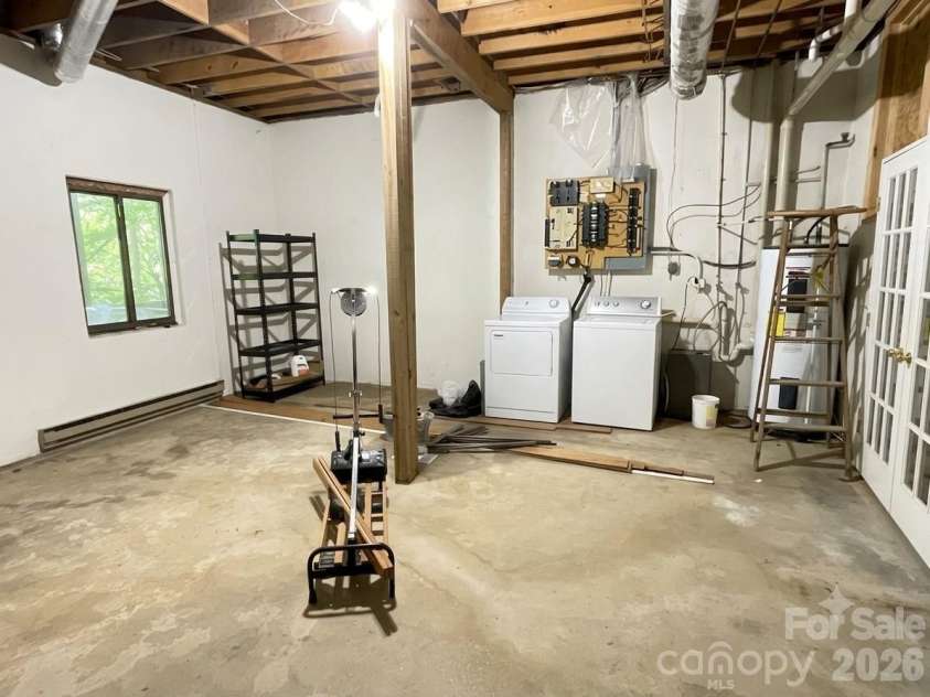 903 Winter Star Loop, Burnsville, NC 28714.  MLS# CAR4410842, YatesRealty ID 43224. 