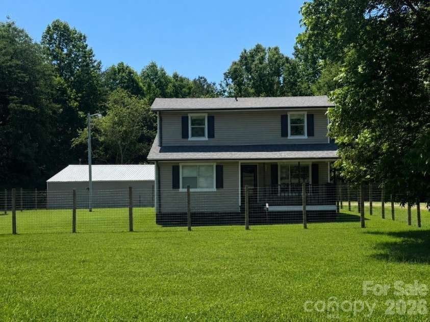 21909 Shearer Road, Davidson, NC 28036.  MLS# CAR4413071, YatesRealty ID 43228. 