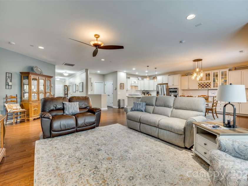 1035 Crescent Moon Drive, Fort Mill, SC 29715.  MLS# CAR4201241, YatesRealty ID 4323. Beautiful lighting and flooring - no carpet!