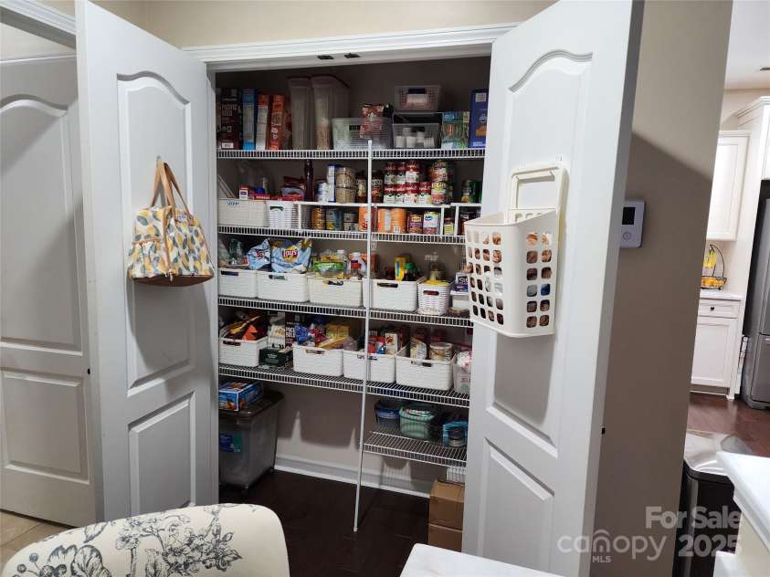 1035 Crescent Moon Drive, Fort Mill, SC 29715.  MLS# CAR4201241, YatesRealty ID 4323. Huge pantry