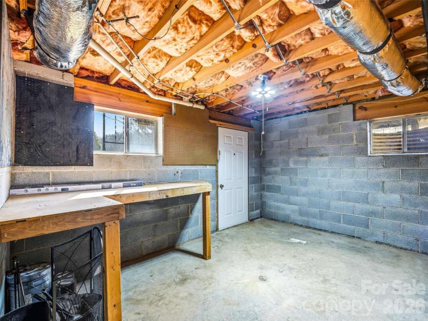 428 Jackson Road, Fletcher, NC 28732.  MLS# CAR4345226, YatesRealty ID 4323. 