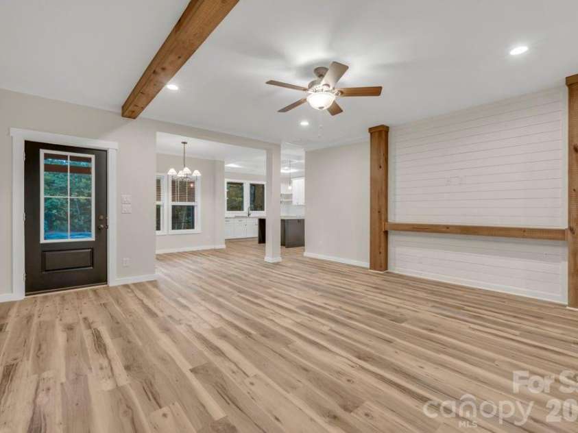 116 Coyote Trail, Boone, NC 28607.  MLS# CAR4413602, YatesRealty ID 43232. 
