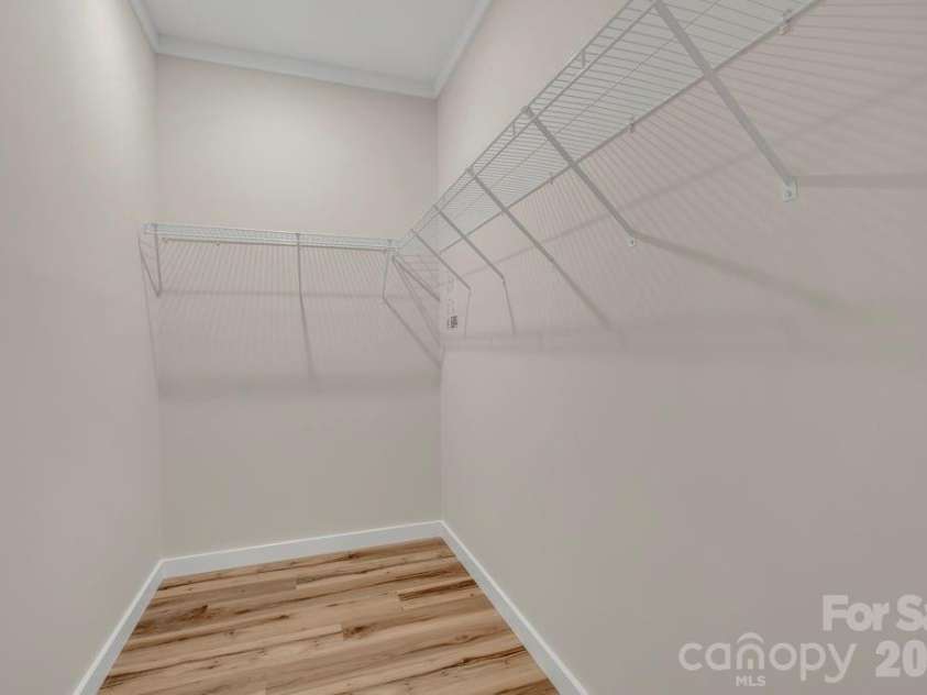 116 Coyote Trail, Boone, NC 28607.  MLS# CAR4413602, YatesRealty ID 43232. 