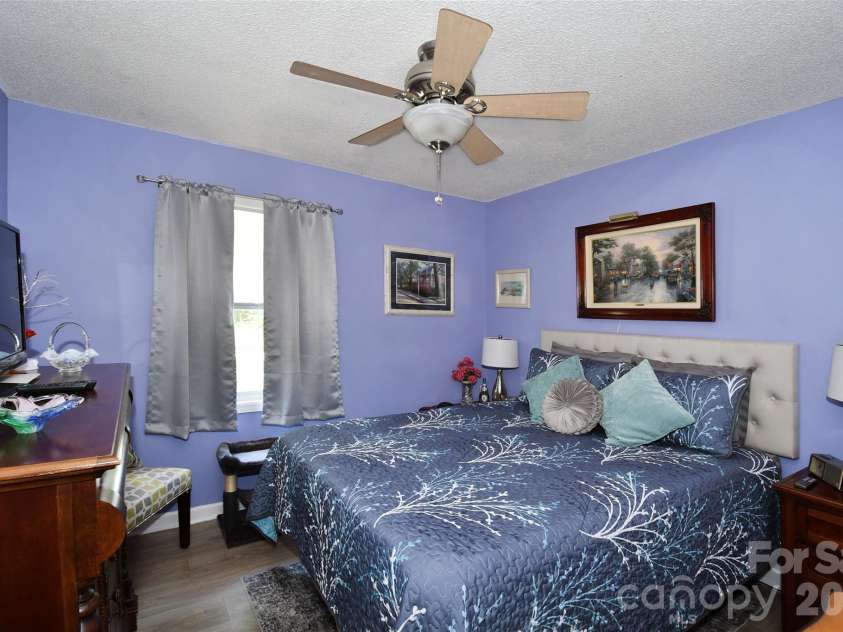 5502 and 5504 Wrenn Drive, Denver, NC 28037.  MLS# CAR4411804, YatesRealty ID 43234. 