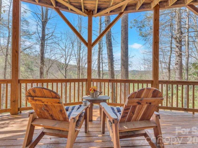 672 Cedar Trail, Fleetwood, NC 28626.  MLS# CAR4413544, YatesRealty ID 43235. 