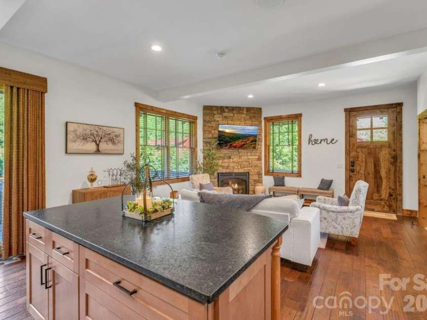 52 Eagle Cottage Lane, Banner Elk, NC 28604.  MLS# CAR4413511, YatesRealty ID 43236. 