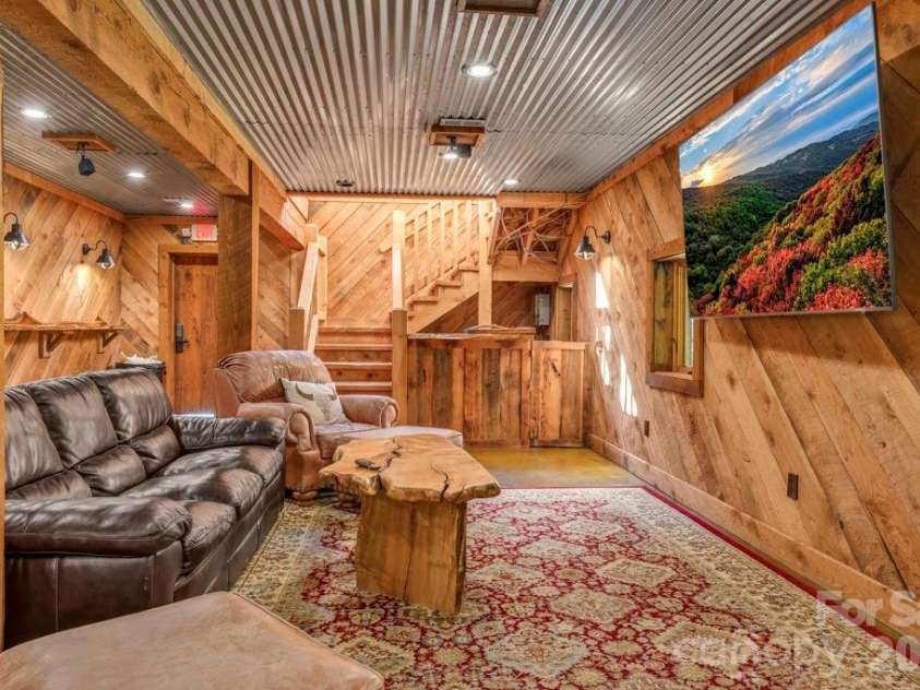 52 Eagle Cottage Lane, Banner Elk, NC 28604.  MLS# CAR4413511, YatesRealty ID 43236. 