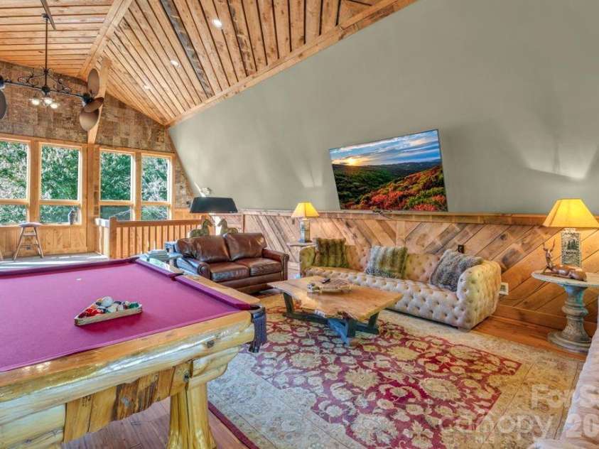 52 Eagle Cottage Lane, Banner Elk, NC 28604.  MLS# CAR4413511, YatesRealty ID 43236. 