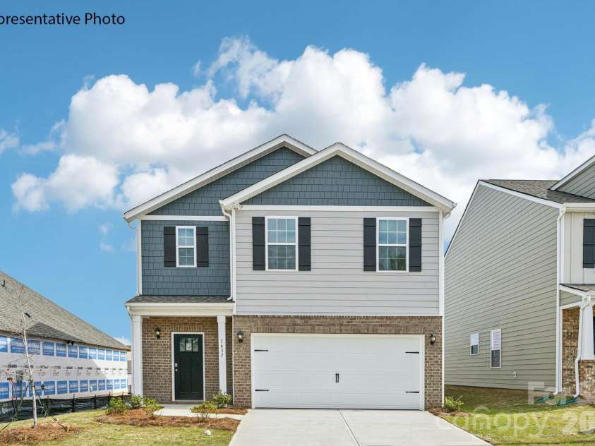 478 Dazzle Loop, Newton, NC 28568.  MLS# CAR4413636, YatesRealty ID 43238. 
