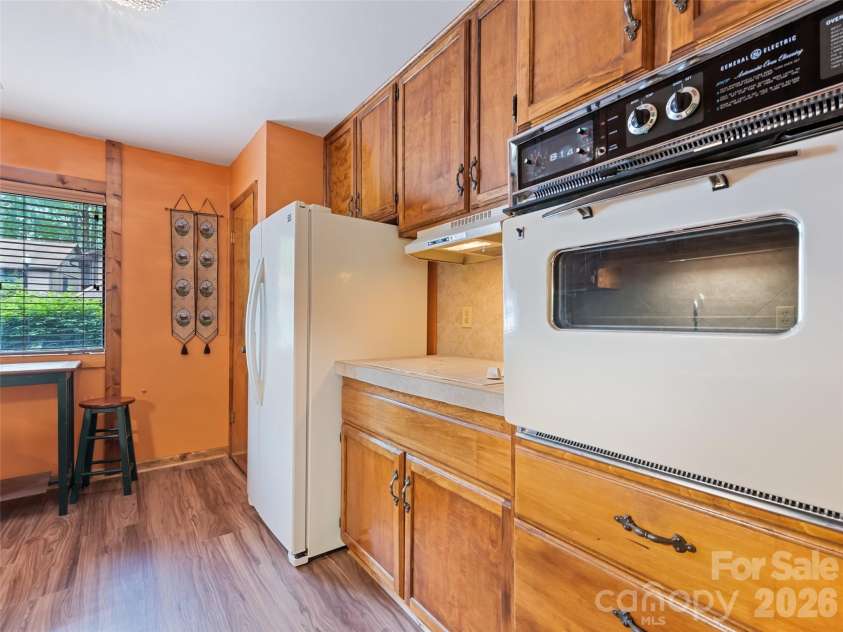37 George Circle, Maggie Valley, NC 28751.  MLS# CAR4352732, YatesRealty ID 4324. 