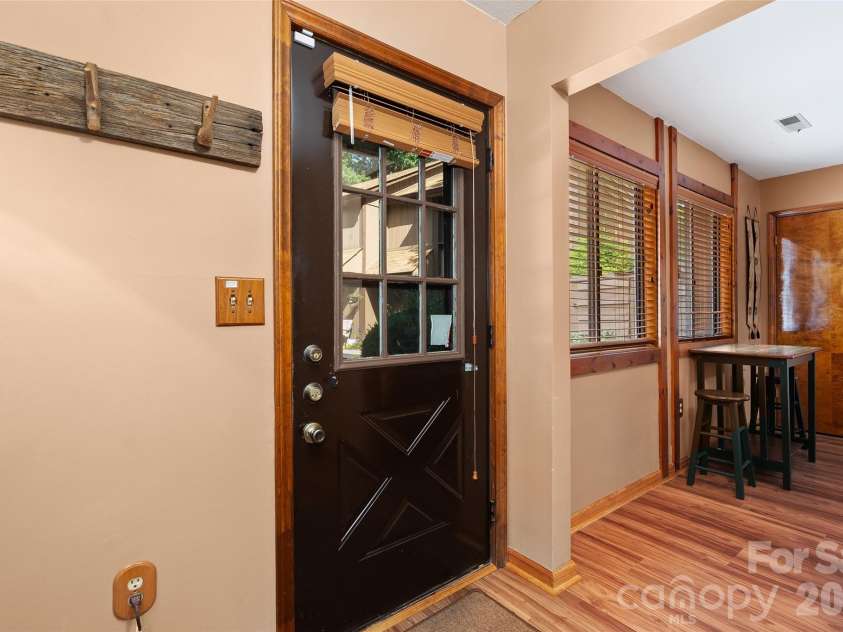 37 George Circle, Maggie Valley, NC 28751.  MLS# CAR4401492, YatesRealty ID 4324. 