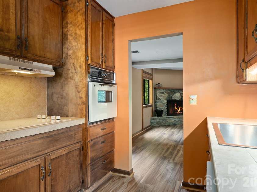 37 George Circle, Maggie Valley, NC 28751.  MLS# CAR4401492, YatesRealty ID 4324. 