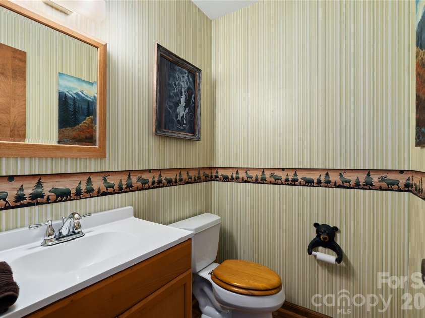 37 George Circle, Maggie Valley, NC 28751.  MLS# CAR4401492, YatesRealty ID 4324. 