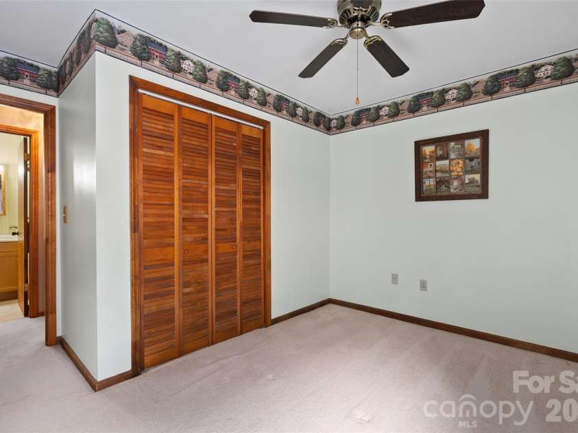 37 George Circle, Maggie Valley, NC 28751.  MLS# CAR4401492, YatesRealty ID 4324. 