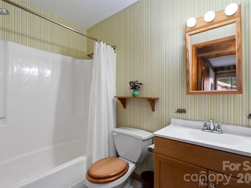 37 George Circle, Maggie Valley, NC 28751.  MLS# CAR4401492, YatesRealty ID 4324. 