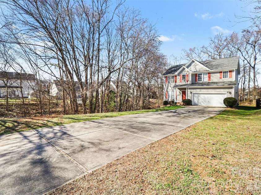 9911 Atkins Ridge Drive, Charlotte, NC 28213.  MLS# CAR4337741, YatesRealty ID 4324. 