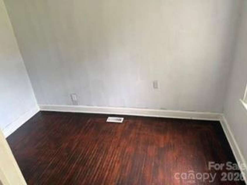 826 Davidson Avenue, Gastonia, NC 28052.  MLS# CAR4413623, YatesRealty ID 43240. Bedroom 3
