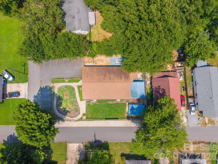 236 Textile Avenue, Spindale, NC 28160.  MLS# CAR4413698, YatesRealty ID 43244. 
