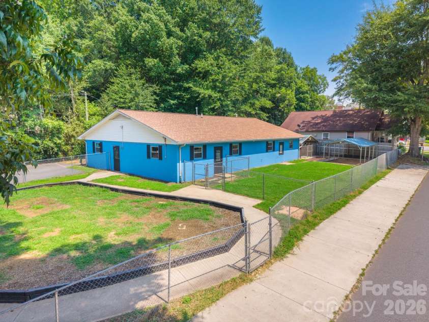 236 Textile Avenue, Spindale, NC 28160.  MLS# CAR4413698, YatesRealty ID 43244. 