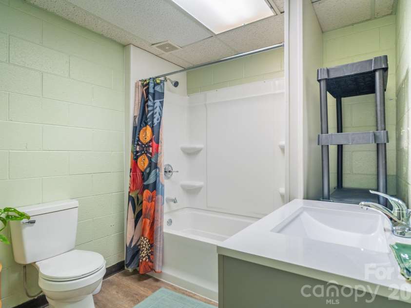 236 Textile Avenue, Spindale, NC 28160.  MLS# CAR4413698, YatesRealty ID 43244. 