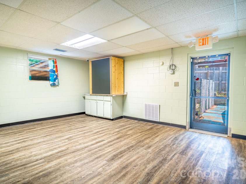 236 Textile Avenue, Spindale, NC 28160.  MLS# CAR4413698, YatesRealty ID 43244. 