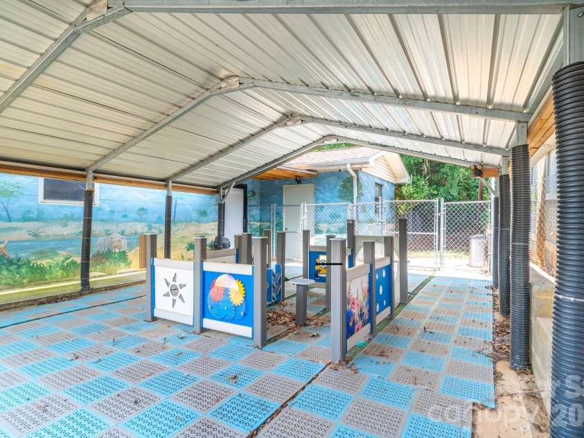 236 Textile Avenue, Spindale, NC 28160.  MLS# CAR4413698, YatesRealty ID 43244. 