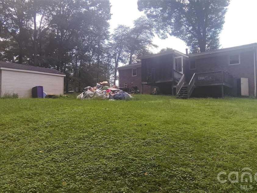 522 Lee Drive, Shelby, NC 28152.  MLS# CAR4413725, YatesRealty ID 43245. 