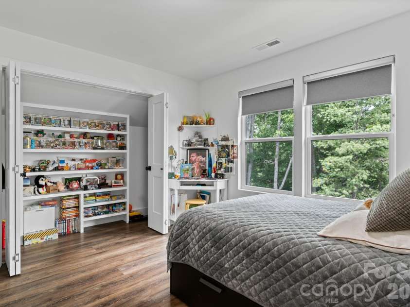49 Timber Moss Drive, Asheville, NC 28804.  MLS# CAR4413689, YatesRealty ID 43247. 3rd Bedroom ( Upper Level)