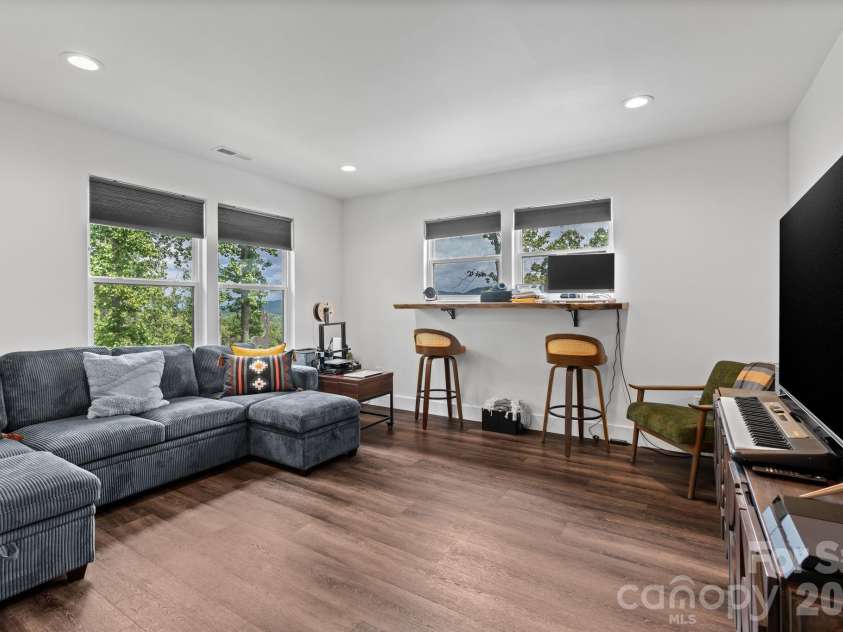 49 Timber Moss Drive, Asheville, NC 28804.  MLS# CAR4413689, YatesRealty ID 43247. 4th Bedroom/office ( Upper Level)