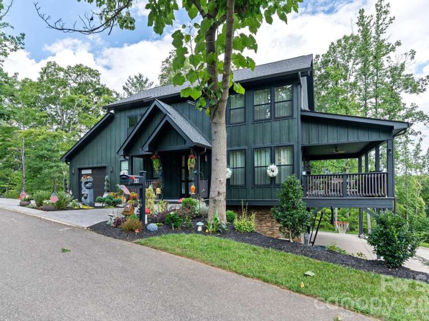 49 Timber Moss Drive, Asheville, NC 28804.  MLS# CAR4413689, YatesRealty ID 43247. 