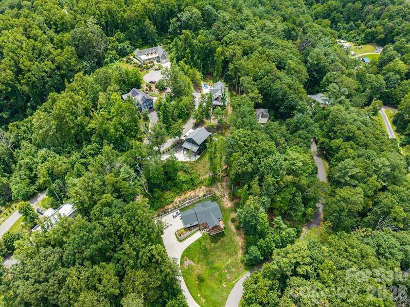 49 Timber Moss Drive, Asheville, NC 28804.  MLS# CAR4413689, YatesRealty ID 43247. 