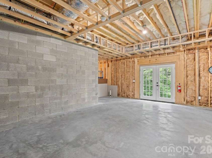 49 Timber Moss Drive, Asheville, NC 28804.  MLS# CAR4413689, YatesRealty ID 43247. 