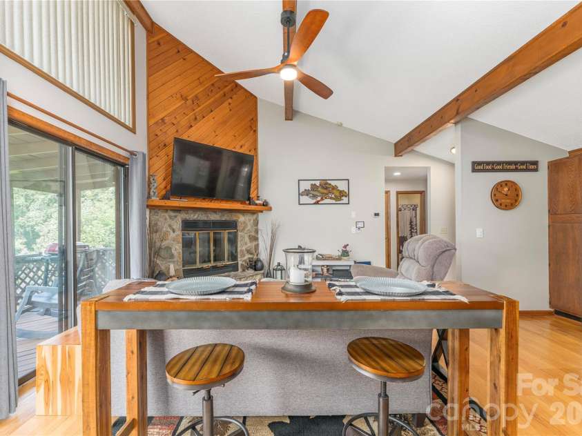 73 Mountain Breeze Drive, Maggie Valley, NC 28751.  MLS# CAR4413648, YatesRealty ID 43249. 