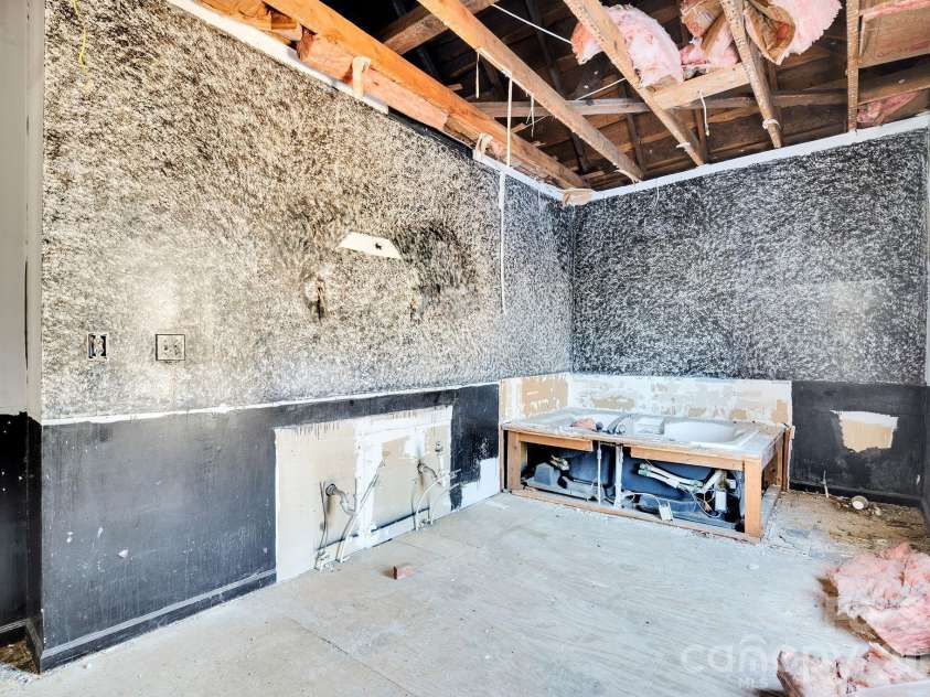 4521 Edgeland Road, Edgemoor, SC 29712.  MLS# CAR4341572, YatesRealty ID 4325. 