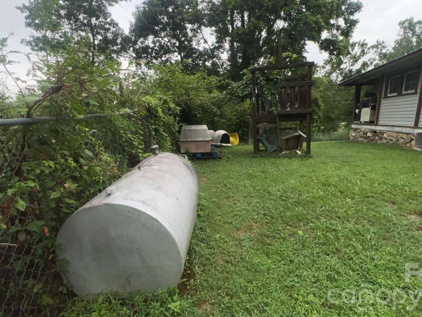 5 Eller Cove Road, Weaverville, NC 28787.  MLS# CAR4413789, YatesRealty ID 43252. 