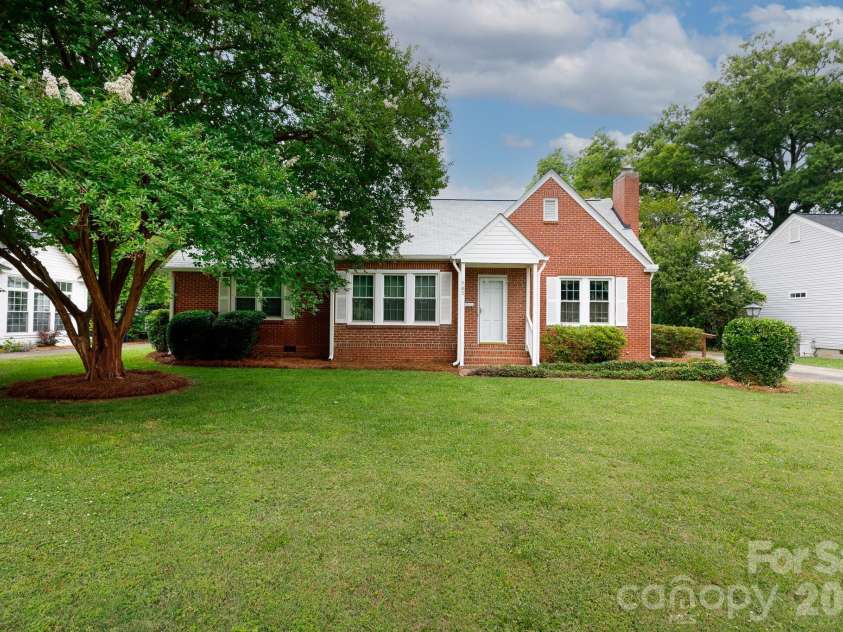 761 Milton Avenue, Rock Hill, SC 29730.  MLS# CAR4413795, YatesRealty ID 43254. 