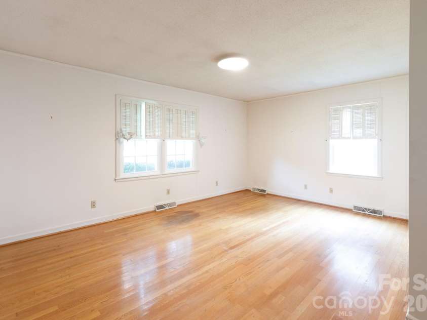 761 Milton Avenue, Rock Hill, SC 29730.  MLS# CAR4413795, YatesRealty ID 43254. 
