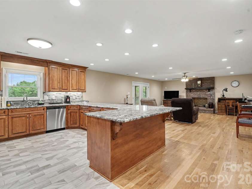 658 Hicks Hill Road, Lawndale, NC 28090.  MLS# CAR4412280, YatesRealty ID 43255. 