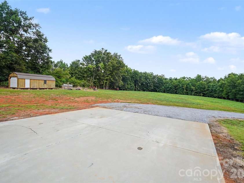 658 Hicks Hill Road, Lawndale, NC 28090.  MLS# CAR4412280, YatesRealty ID 43255. 