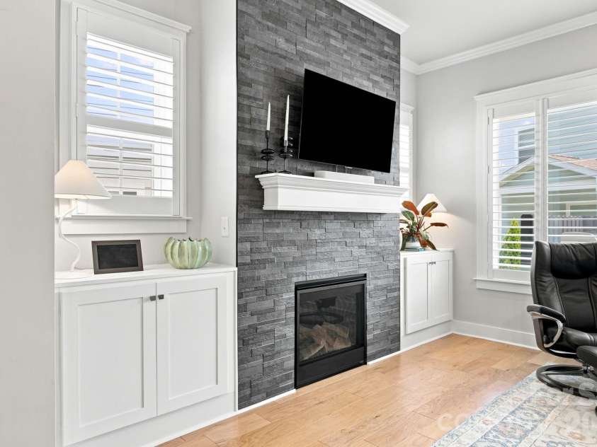 8121 Houser Street, Cornelius, NC 28031.  MLS# CAR4407032, YatesRealty ID 43256. 