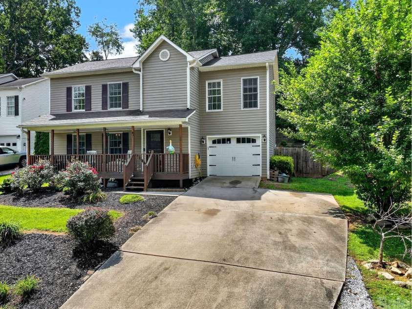 47 Royal Oaks Road, Arden, NC 28704.  MLS# CAR4411047, YatesRealty ID 43257. 