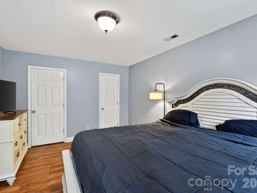 47 Royal Oaks Road, Arden, NC 28704.  MLS# CAR4411047, YatesRealty ID 43257. Large closets