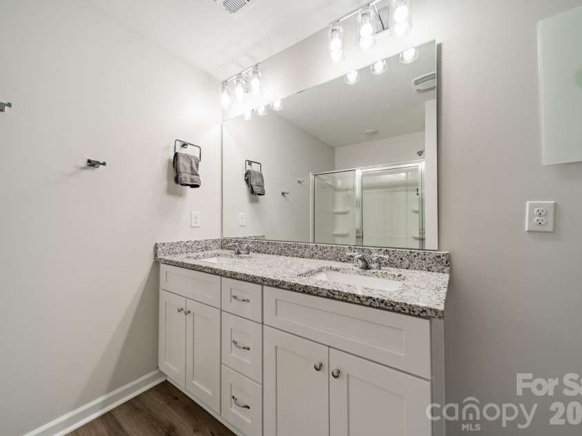 1977 Charles Avenue, Lancaster, SC 29720.  MLS# CAR4400805, YatesRealty ID 43259. Primary Bathroom