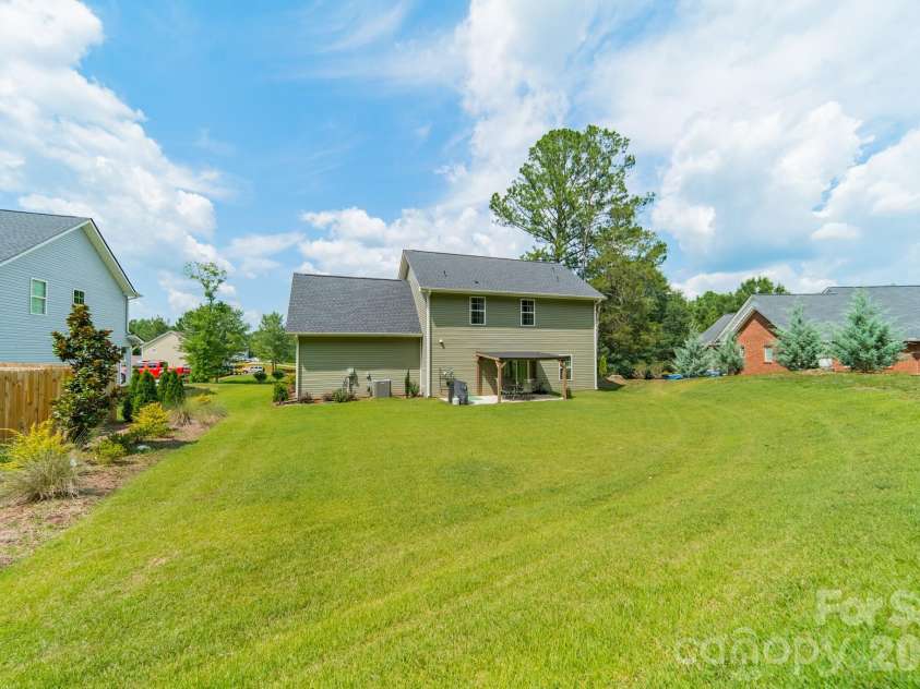 1977 Charles Avenue, Lancaster, SC 29720.  MLS# CAR4400805, YatesRealty ID 43259. Spacious Backyard