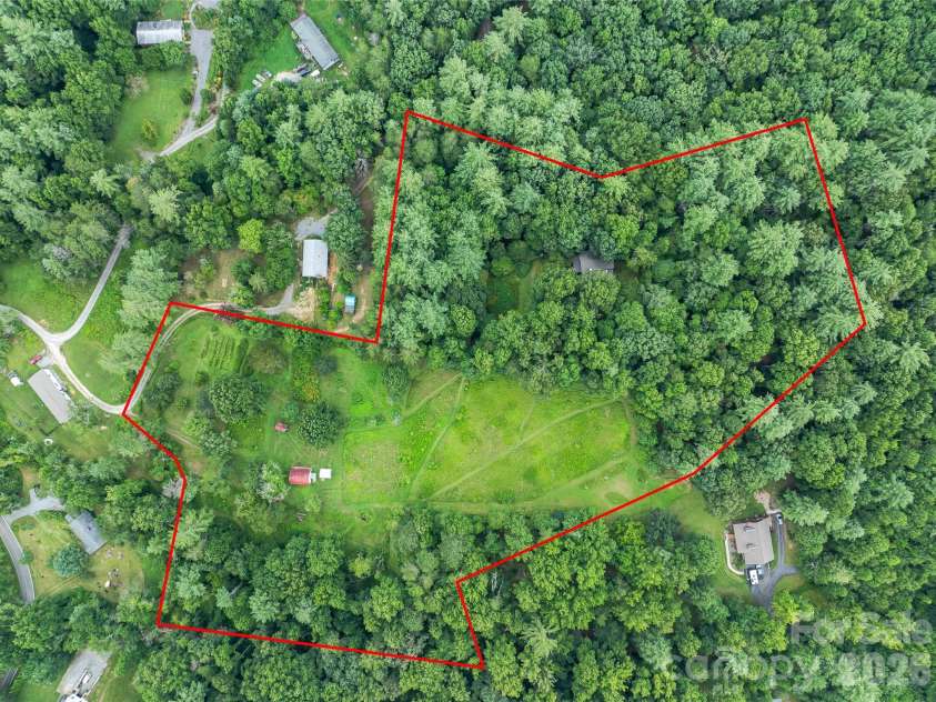 117 Woods View Trail, Fairview, NC 28730.  MLS# CAR4411756, YatesRealty ID 4326. 