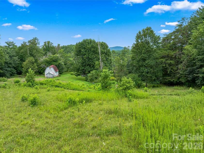 117 Woods View Trail, Fairview, NC 28730.  MLS# CAR4411756, YatesRealty ID 4326. 