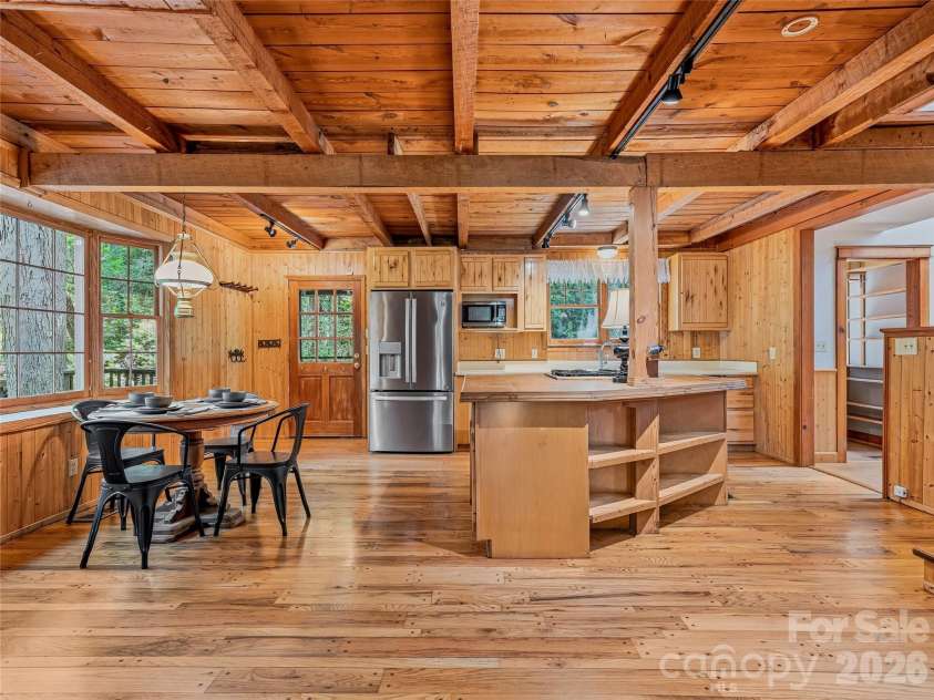 117 Woods View Trail, Fairview, NC 28730.  MLS# CAR4411756, YatesRealty ID 4326. 