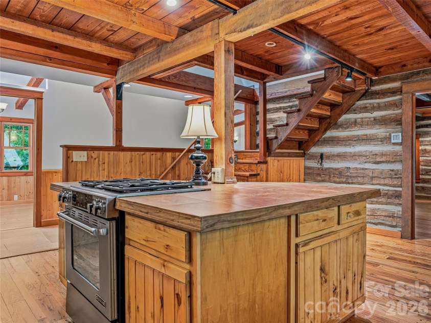 117 Woods View Trail, Fairview, NC 28730.  MLS# CAR4411756, YatesRealty ID 4326. 