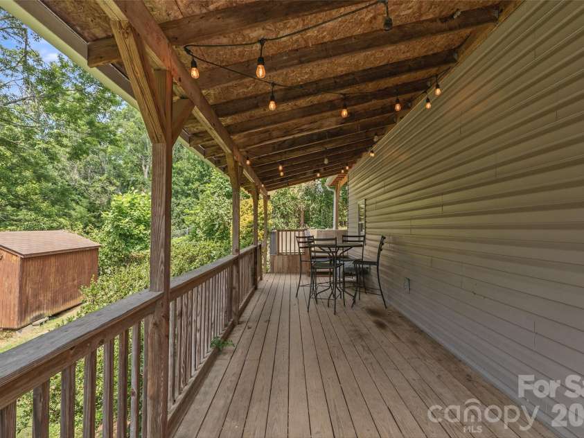 17 Azalea Road, Arden, NC 28704.  MLS# CAR4388908, YatesRealty ID 43262. 